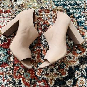 Modern Vintage Nude Heels